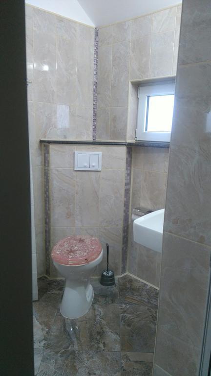 Zoi Residence كوستِنيست المظهر الخارجي الصورة