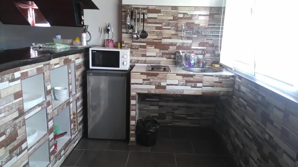 Zoi Residence كوستِنيست المظهر الخارجي الصورة