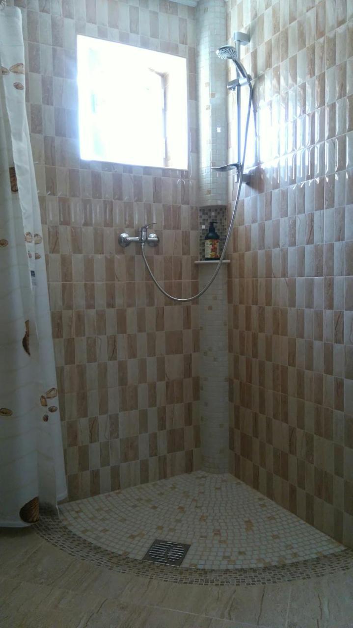 Zoi Residence كوستِنيست المظهر الخارجي الصورة